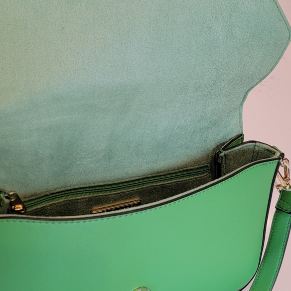 *NEW* Steve Madden Green Flare BGINERVA Crossbody Handbag - Picture 13 of 16